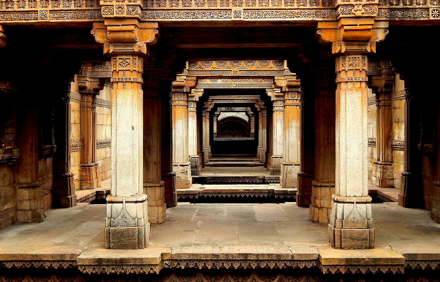 Adalaj Ni Vav